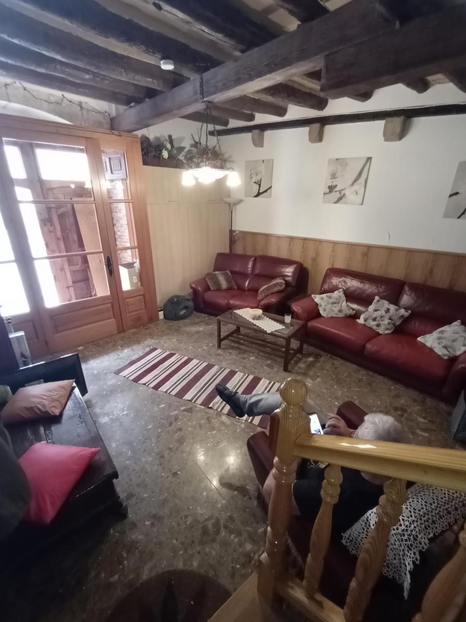 Tranquil And Spacious Townhouse In Historical And Picturesque Cervera Del Maestre Exterior photo