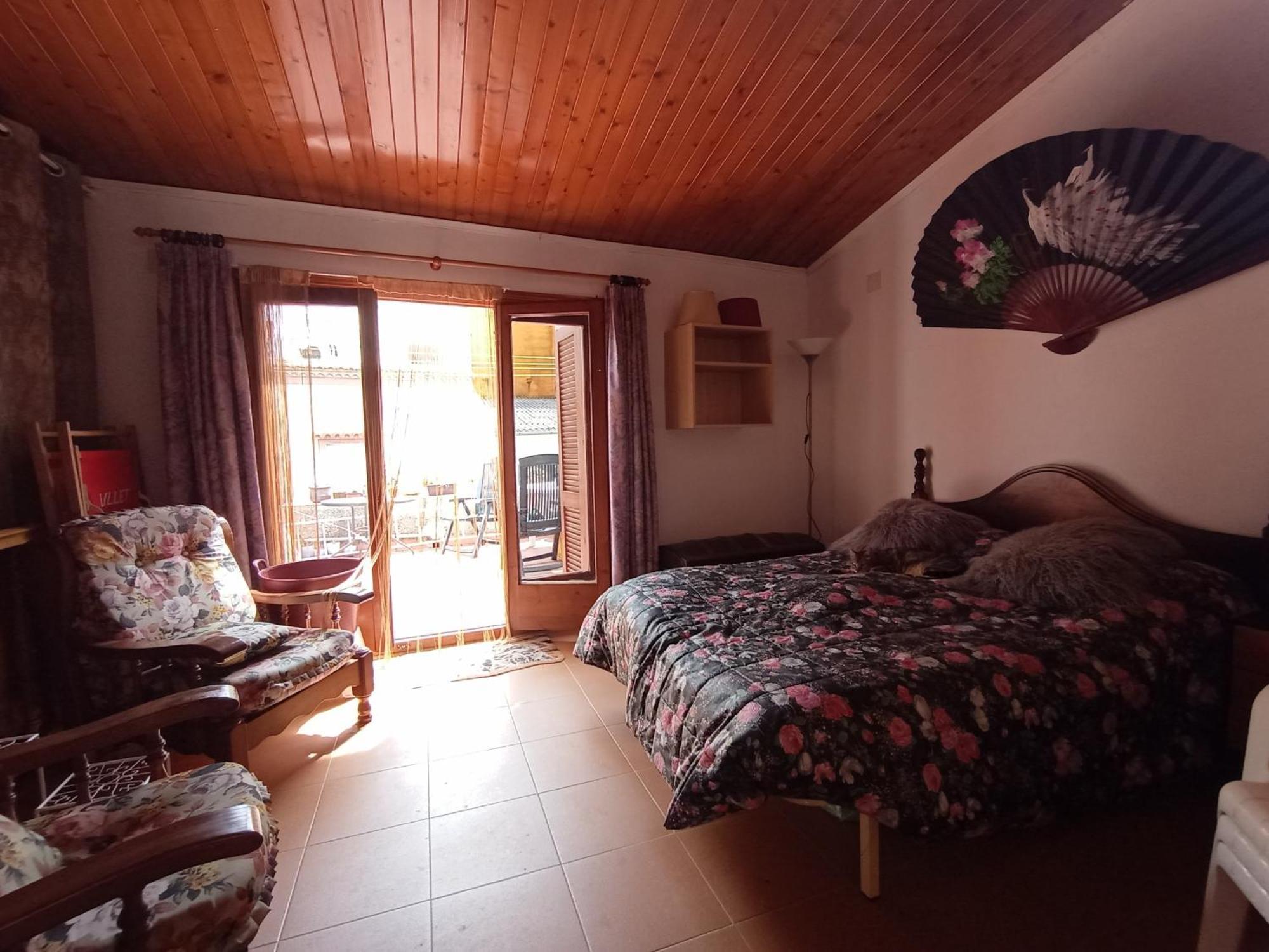Tranquil And Spacious Townhouse In Historical And Picturesque Cervera Del Maestre Exterior photo