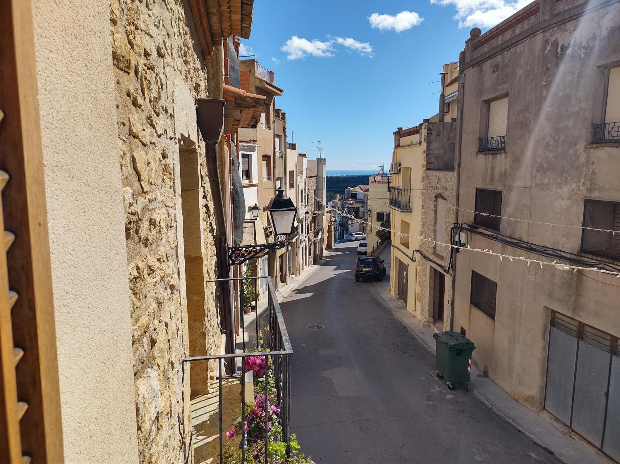 Tranquil And Spacious Townhouse In Historical And Picturesque Cervera Del Maestre Exterior photo